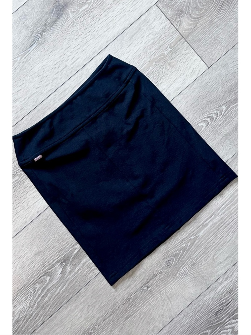 Lacoste Stretch Knit Black Mini Skirt *Small Flaws*